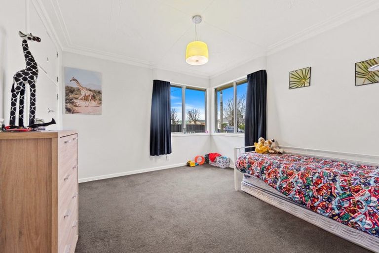 Photo of property in 19 Milton Street, Gore, 9710