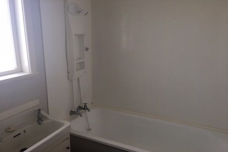 Photo of property in Carlsson, 1113 Heretaunga Street East, Parkvale, Hastings, 4122