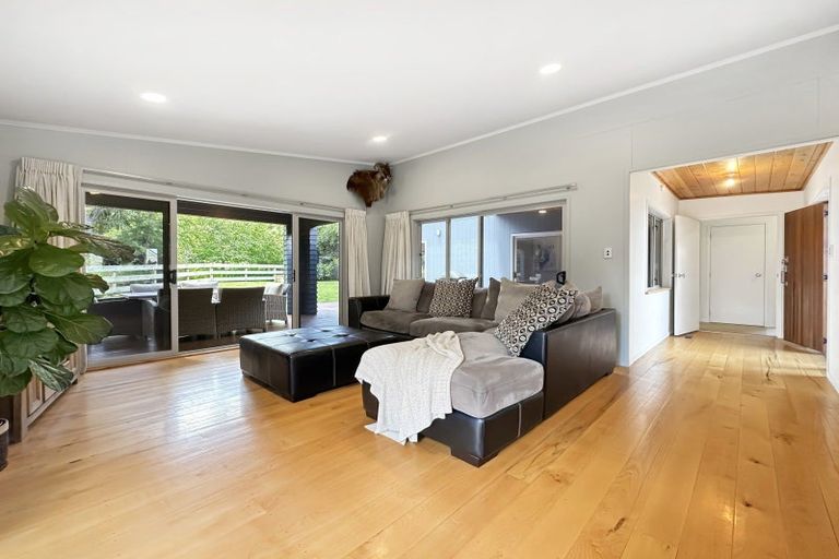 Photo of property in 6 Yasmin Lane, Kinloch, Taupo, 3377
