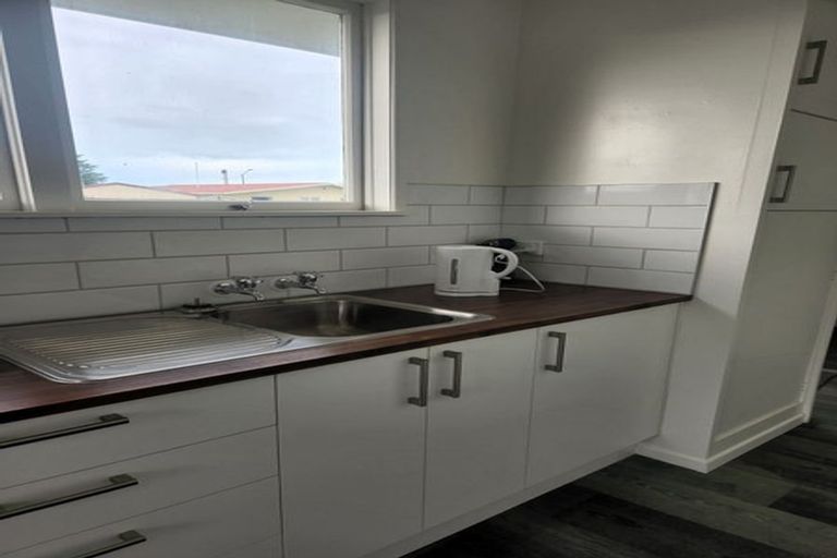 Photo of property in 12 Liverpool Crescent, Flaxmere, Hastings, 4120