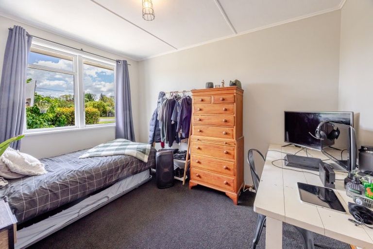 Photo of property in 63 Owen Street, Tikokino, Waipawa, 4273