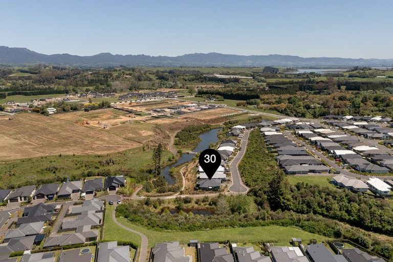 Photo of property in 30 Kauri Lane, Omokoroa, 3114