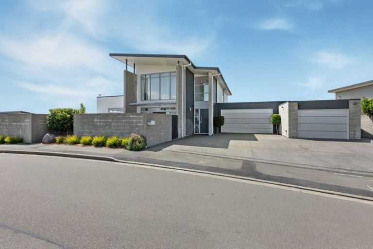 Photo of property in 4 Pennine Way, Huntsbury, Christchurch, 8022