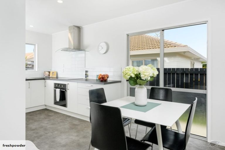 Photo of property in 21a Doncaster Drive, Papamoa Beach, Papamoa, 3118