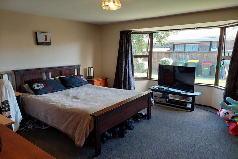 Photo of property in 5 Broadhaven Avenue, Parklands, Christchurch, 8083