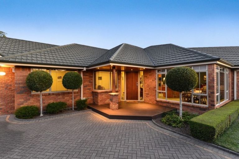 Photo of property in 15 Chatswood Place, Rototuna, Hamilton, 3210