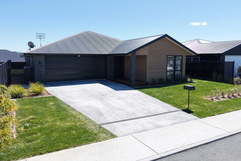 Photo of property in 10 Tatahi Street, Wharewaka, 3330