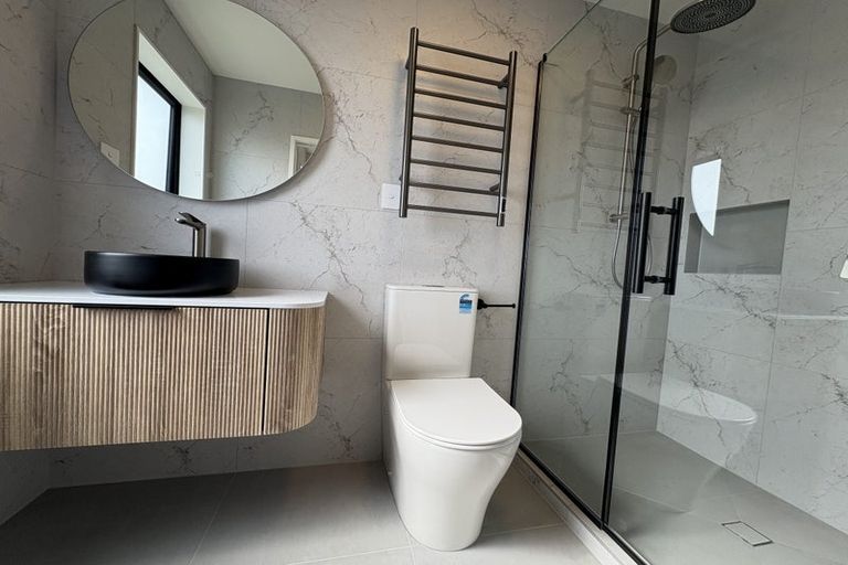 Photo of property in 14 Newhaven Terrace, Mairangi Bay, Auckland, 0630