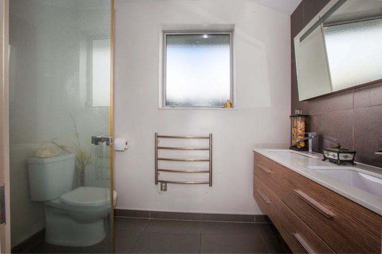 Photo of property in 64 Aotea Drive, Aotea, Porirua, 5024