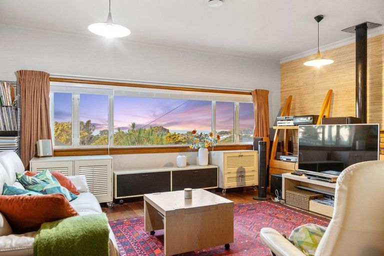 Photo of property in 26 Bonithon Avenue, Moturoa, New Plymouth, 4310