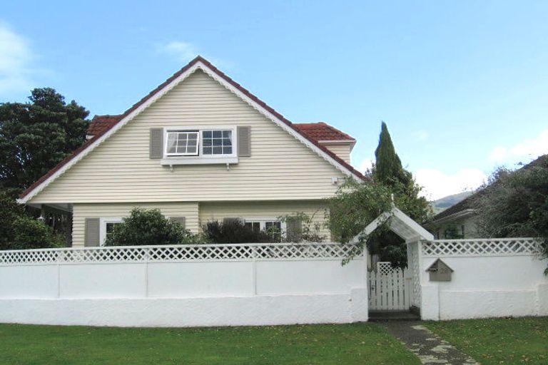 Photo of property in 28 Hart Avenue, Boulcott, Lower Hutt, 5011