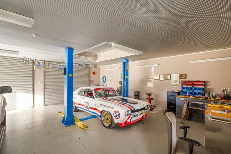 Photo of property in 430 Waitoki Road, Wainui, Silverdale, 0994