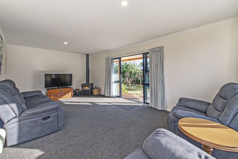 Photo of property in 13 Brooker Place, Kirwee, Darfield, 7571