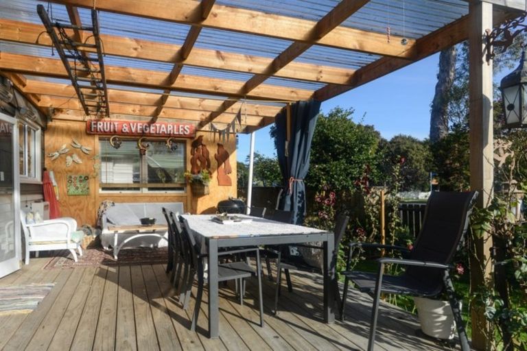 Photo of property in 44 Haumoana Road, Haumoana, 4102