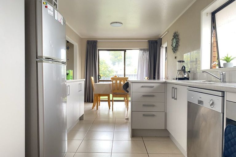 Photo of property in 9 Metcalfe Road, Ranui, Auckland, 0612