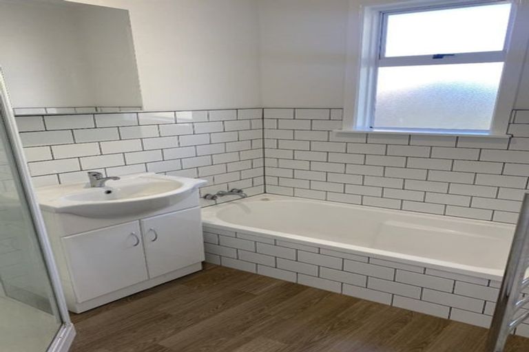 Photo of property in 98 King Street, Taradale, Napier, 4112