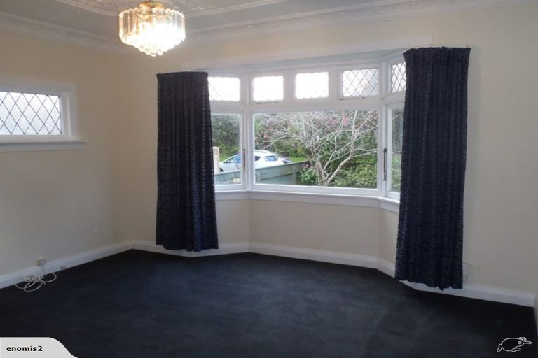 Photo of property in 1/76 Cambridge Terrace, Waterloo, Lower Hutt, 5011