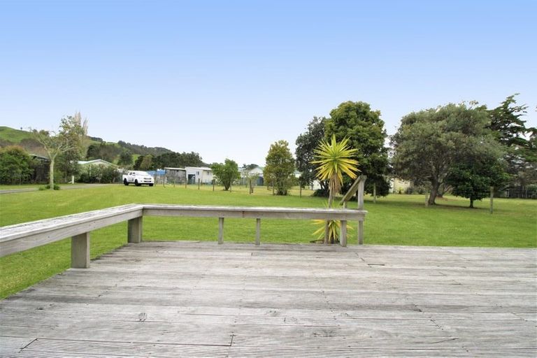 Photo of property in 51 Marlin Place, Whiritoa, Whangamata, 3691