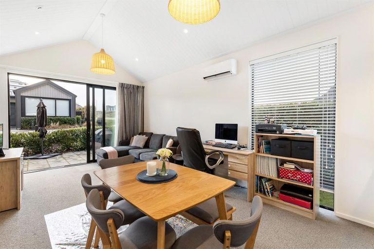 Photo of property in 2/39 Cherry Blossom Avenue, Frankton, Queenstown, 9300