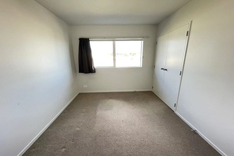 Photo of property in 23 Apple Orchard Way, Sunnyvale, Auckland, 0612