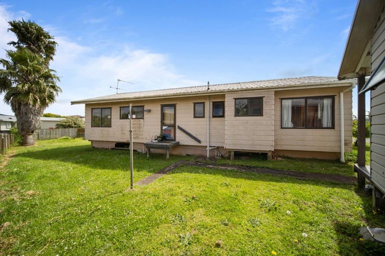 Photo of property in 80 Cottingham Crescent, Mangere East, Auckland, 2024