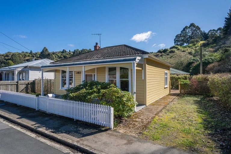 Photo of property in 11 Coburn Avenue, North East Valley, Dunedin, 9010