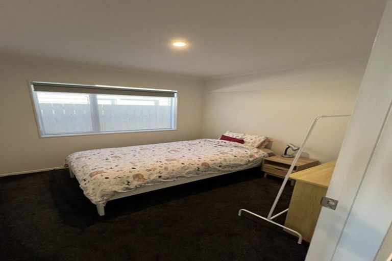 Photo of property in 36 Whareatua Avenue, Takanini, 2112