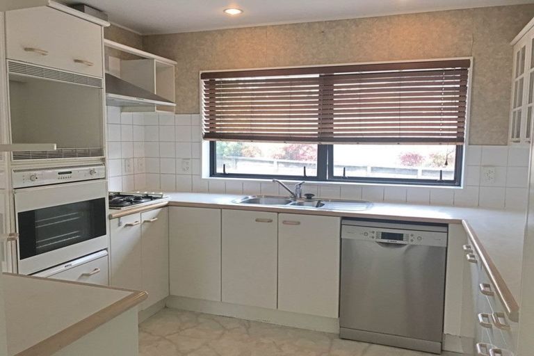 Photo of property in 1/8 Daria Place, Northpark, Auckland, 2013