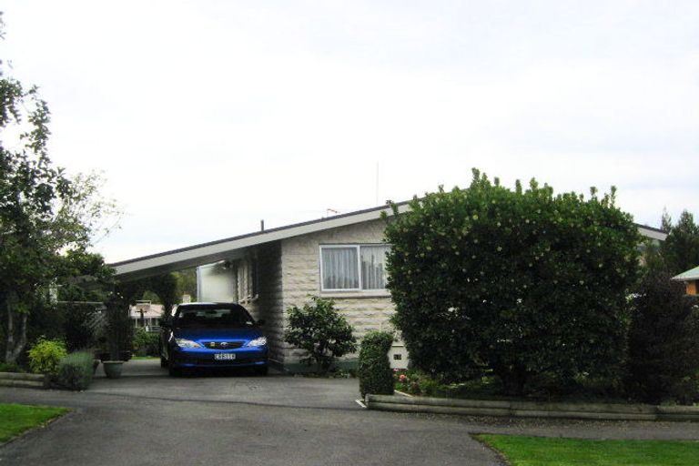 Photo of property in 13 Walton Park Avenue, Fairfield, Dunedin, 9018
