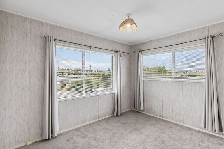 Photo of property in 53 Sunnynook Road, Forrest Hill, Auckland, 0620