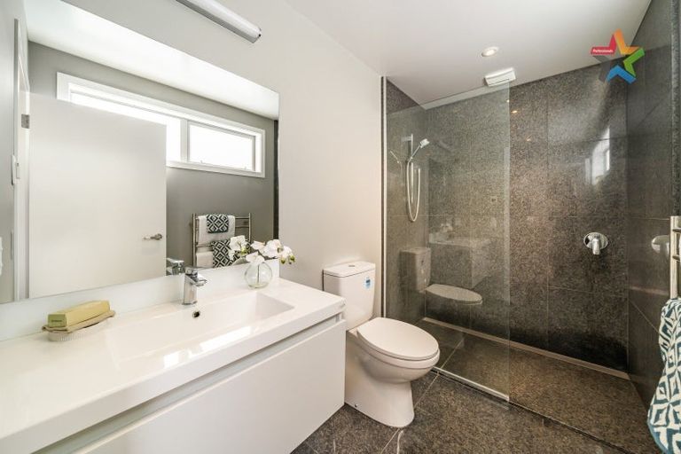 Photo of property in 53b Laings Road, Hutt Central, Lower Hutt, 5010