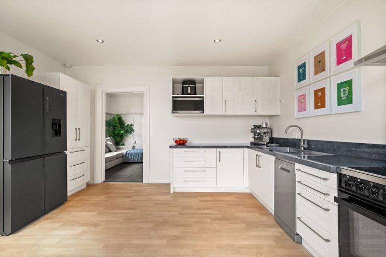 Photo of property in 127 Fitzroy Street, Forbury, Dunedin, 9012