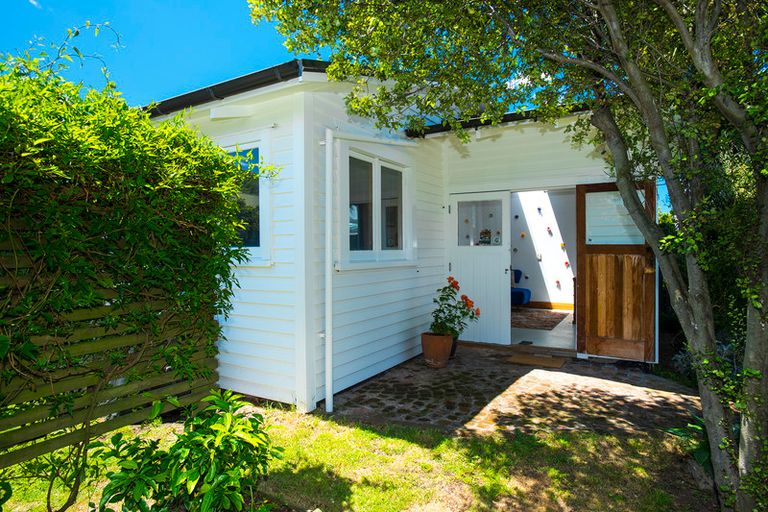 Photo of property in 21 Norman Road, Te Hapara, Gisborne, 4010