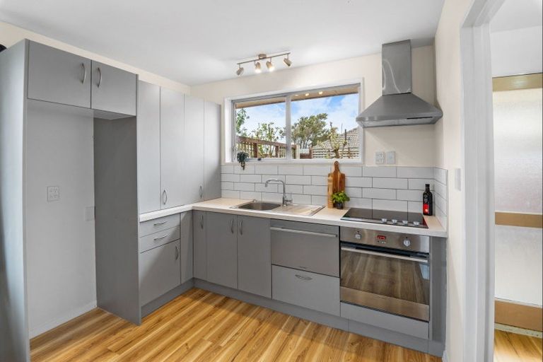 Photo of property in 2/17 Philomel Street, North New Brighton, Christchurch, 8083