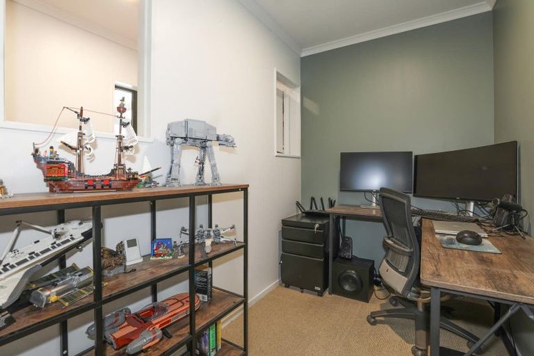 Photo of property in 29 Caulfield Place, Pukehangi, Rotorua, 3015