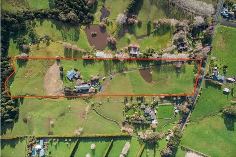 Photo of property in 80 Blackbridge Road, Dairy Flat, Albany, 0794