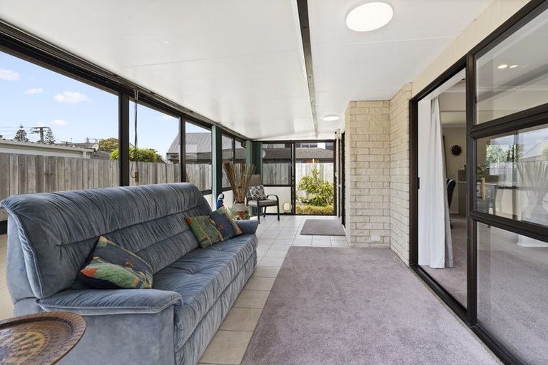 Photo of property in 2/4 Edward Avenue, Otara, Orewa, 2023