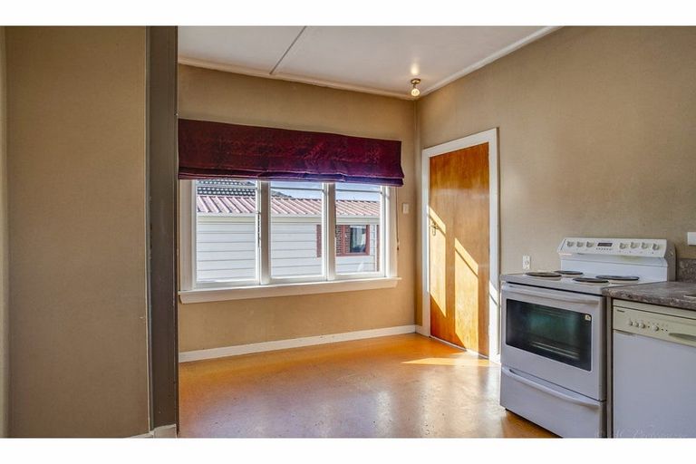 Photo of property in 16 Saint George Street, Watlington, Timaru, 7910