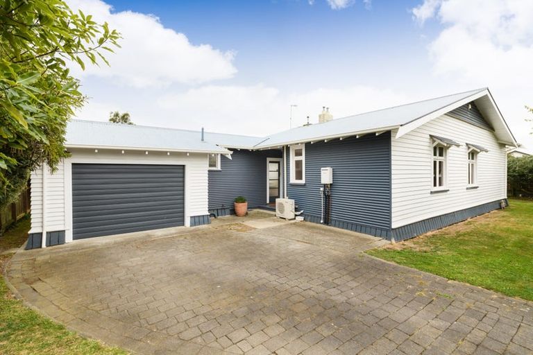 Photo of property in 48 Limbrick Street, Terrace End, Palmerston North, 4410