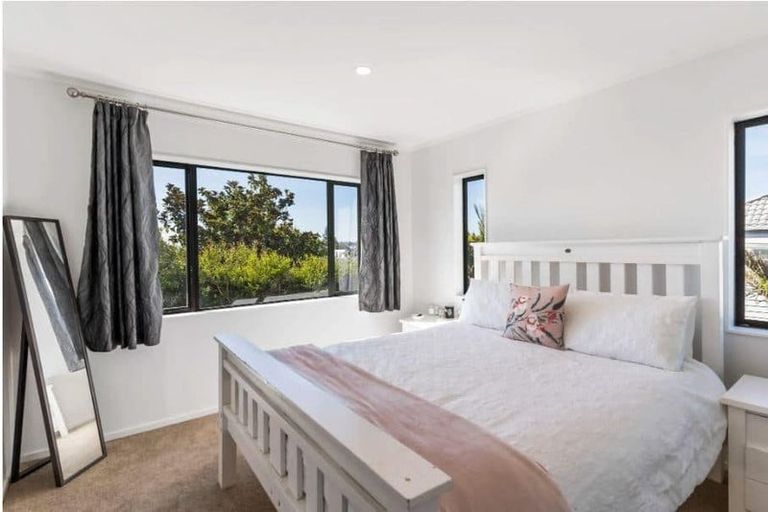 Photo of property in 30b Grassways Avenue, Pakuranga, Auckland, 2010