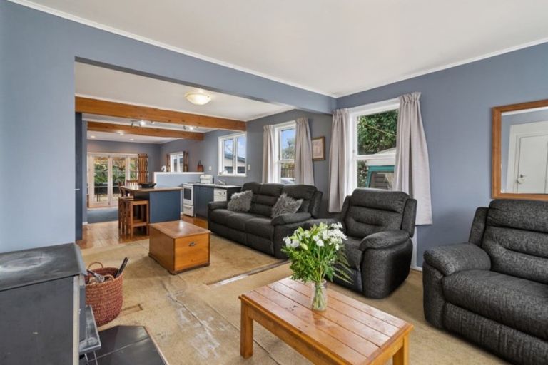 Photo of property in 22 Darroch Street, Fairy Springs, Rotorua, 3015