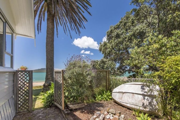 Photo of property in 14 Arawa Avenue, Devonport, Auckland, 0624