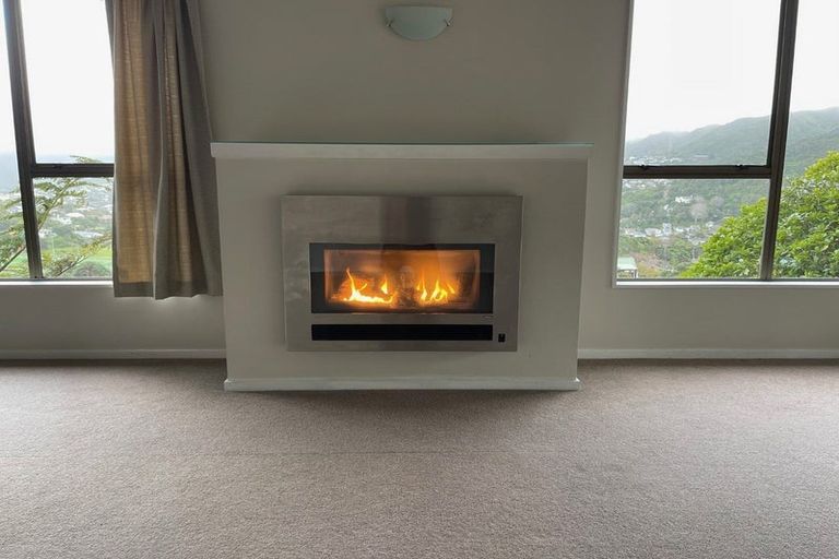 Photo of property in 12 Indira Place, Khandallah, Wellington, 6035