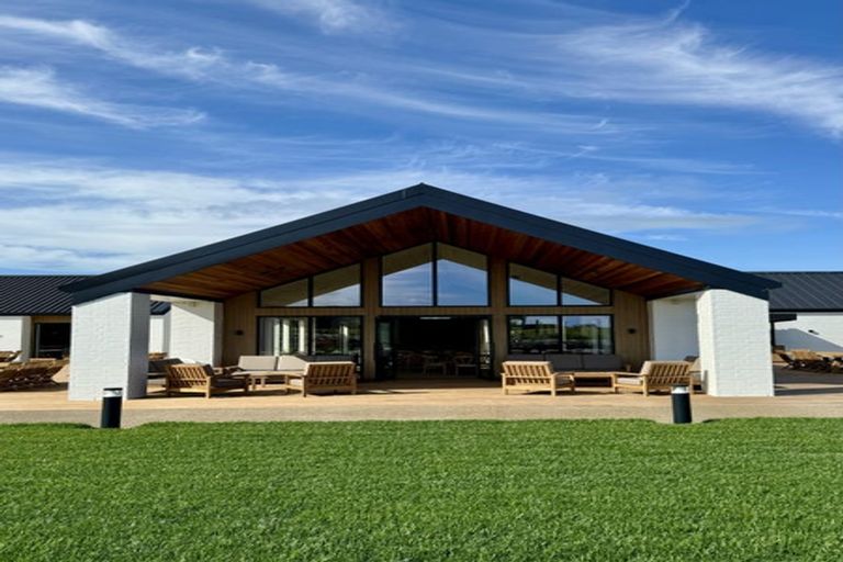 Photo of property in 18 Evergreen Parade, Rosehill, Papakura, 2113