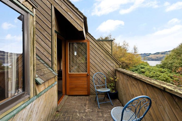 Photo of property in 18 Manuka Street, Ravensbourne, Dunedin, 9022