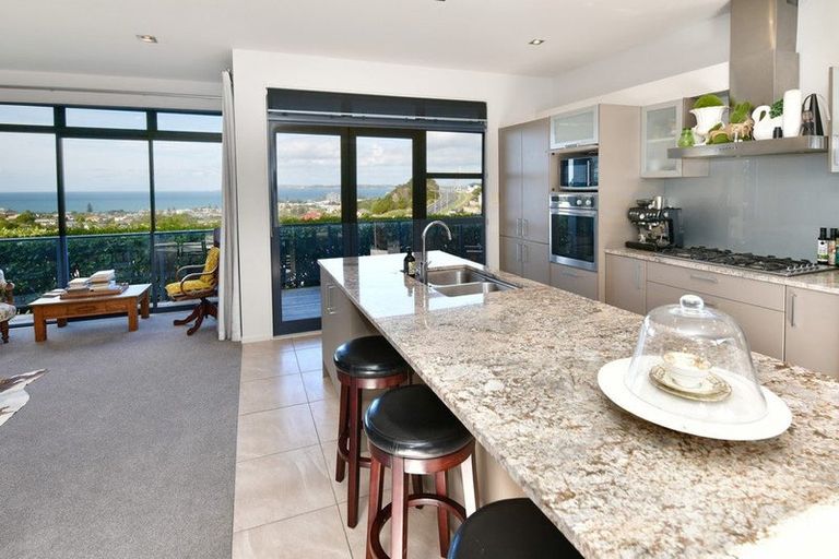 Photo of property in 15 Maire Road, Orewa, 0931