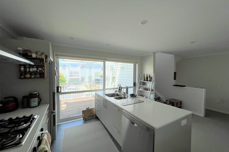 Photo of property in 98 Arrowsmith Drive, Flat Bush, Auckland, 2019