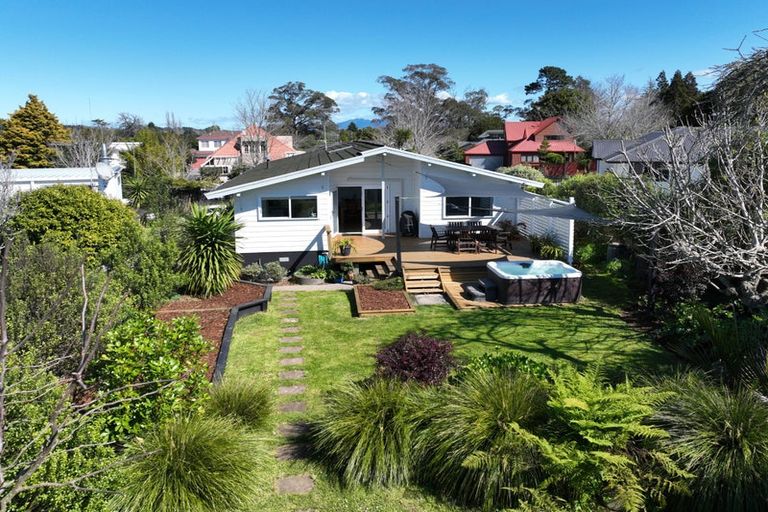 Photo of property in 98 Howell Avenue, Riverlea, Hamilton, 3216