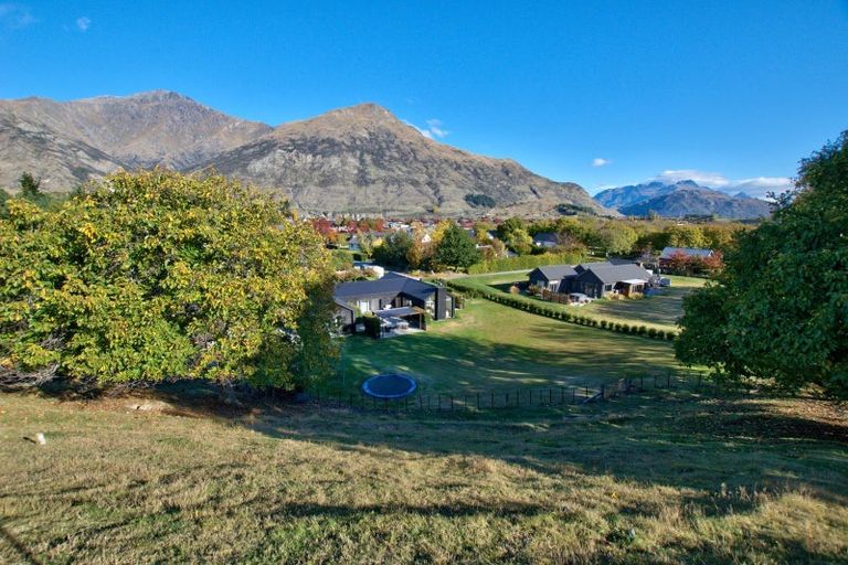Photo of property in 46 Quarry Place, Lake Hayes, Queenstown, 9304