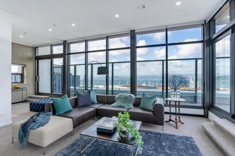 Photo of property in Frame Apartments, 1601/111 Molesworth Street, Thorndon, Wellington, 6011